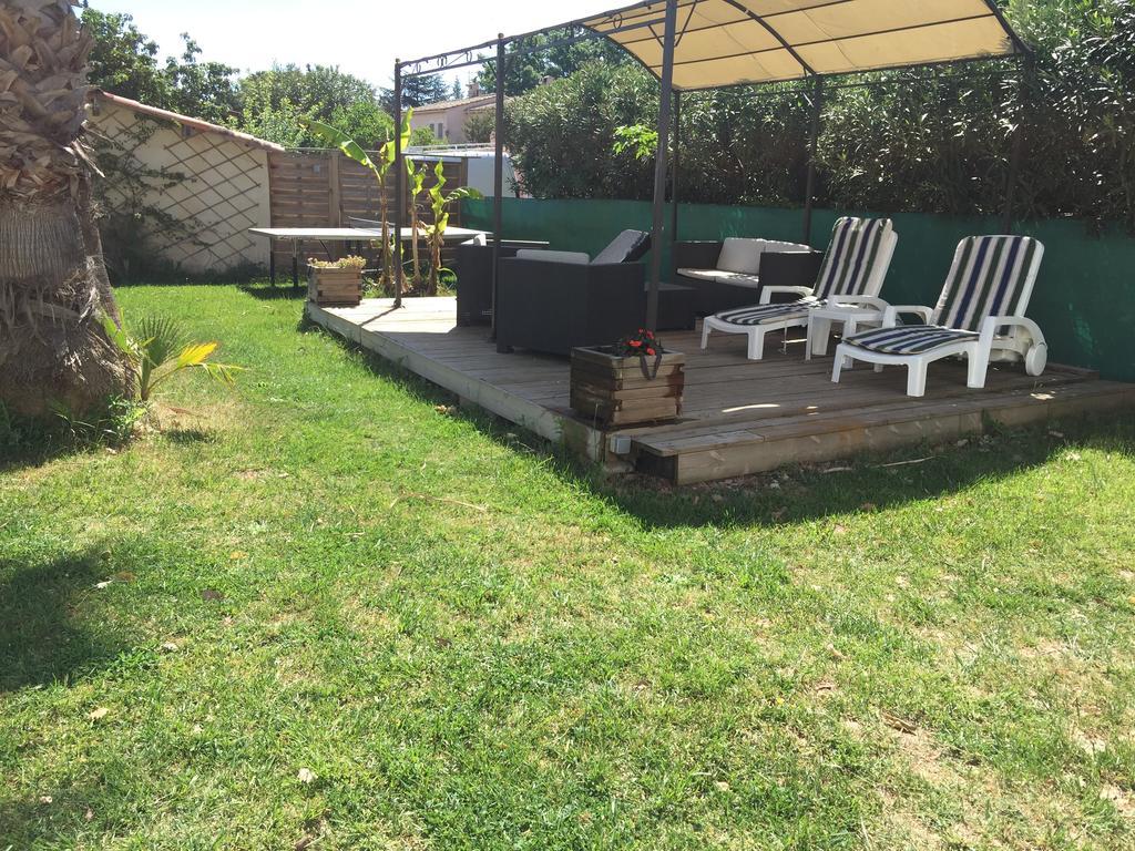 Le Mas Du Bijou Bleu Puget-sur-Argens Esterno foto